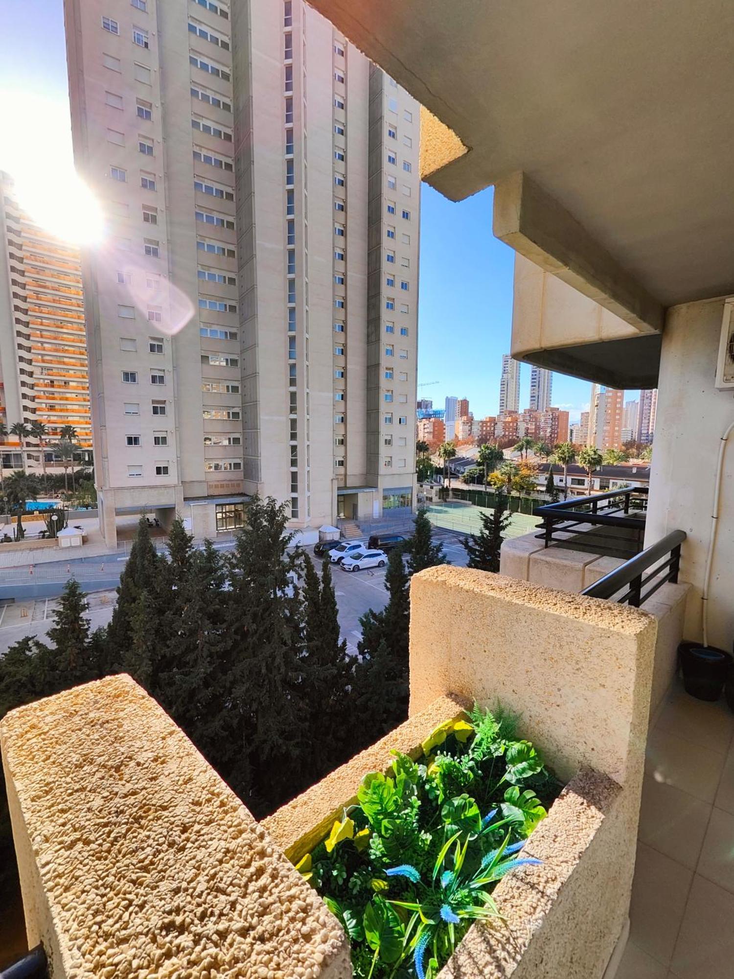 Playa Levante Lux Mar Benidorm Exteriör bild