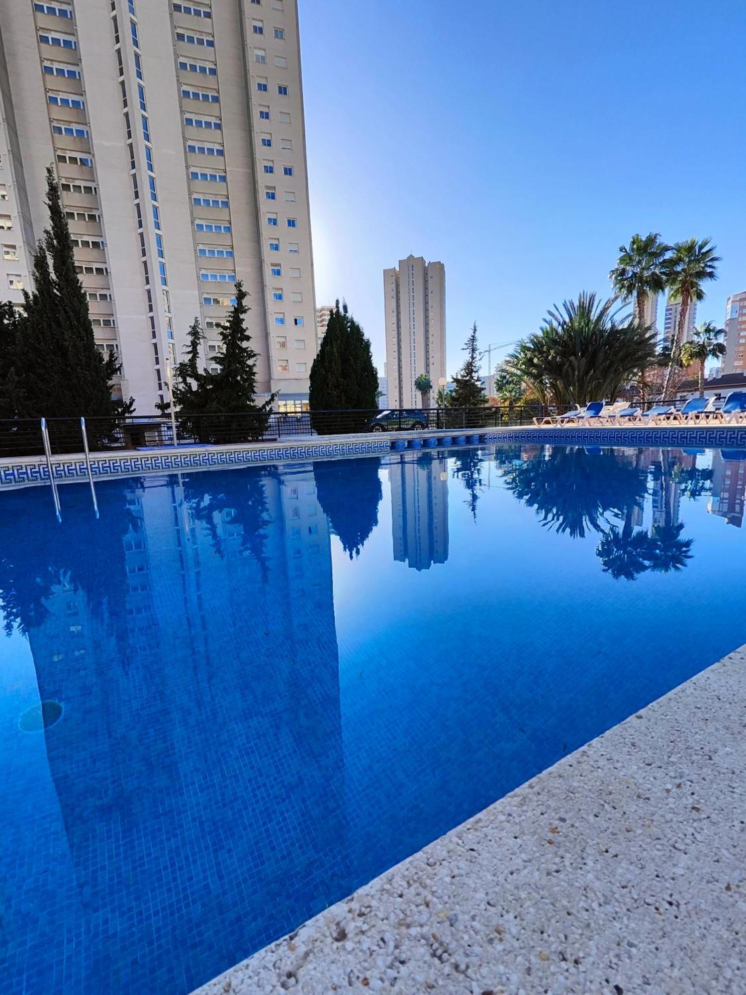 Playa Levante Lux Mar Benidorm Exteriör bild